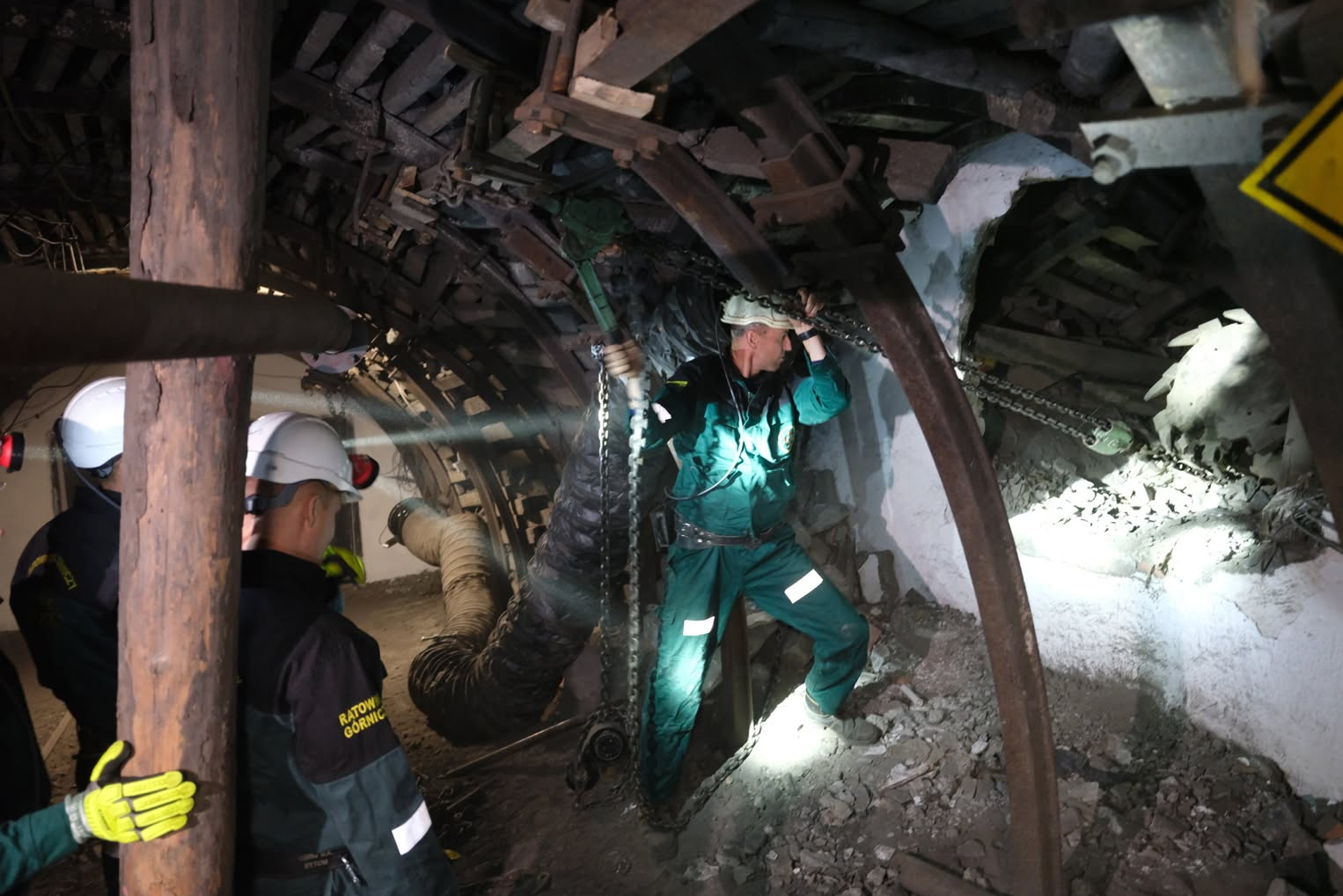 Pod ziemią odnaleziono element prototypowego kombajnu górniczego