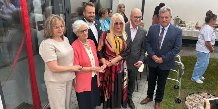 08.06.2026. Starachowice. Otwarcie Centrum Opiekuńczo-Mieszkalnego / Fot. Anna Głąb - Radio Kielce