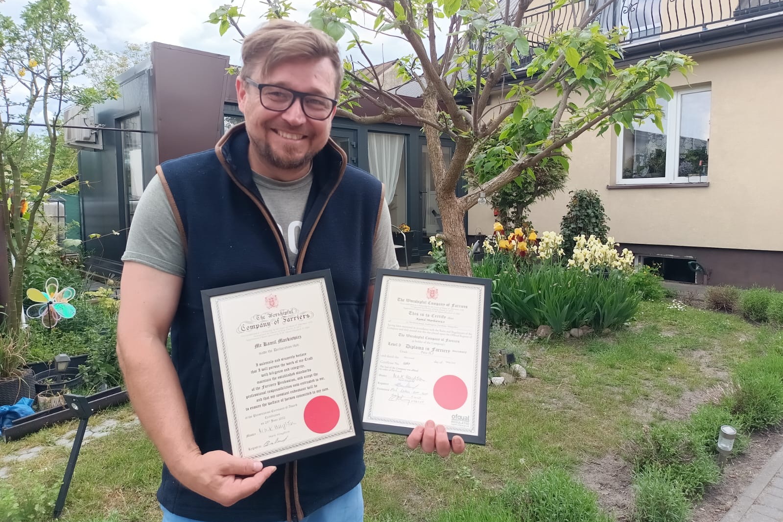 Podkuwał konie sułtana Omanu i królewskich drużyn polo