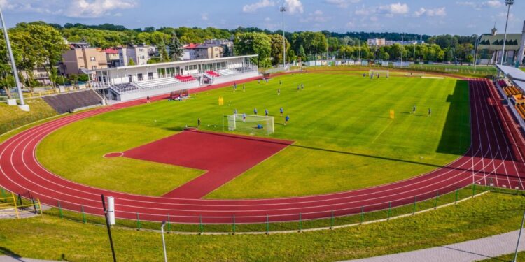 Korona Kielce wybrała stadion w Busku-Zdroju zamiast tradycyjnego miejsca