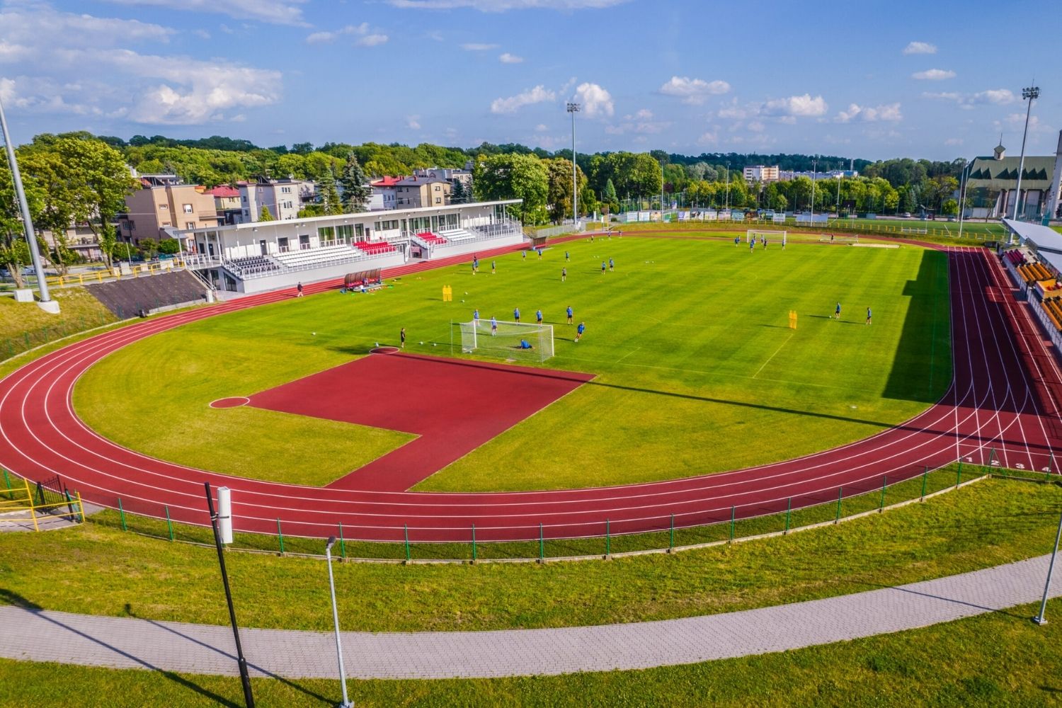 Korona Kielce wybrała stadion w Busku-Zdroju zamiast tradycyjnego miejsca