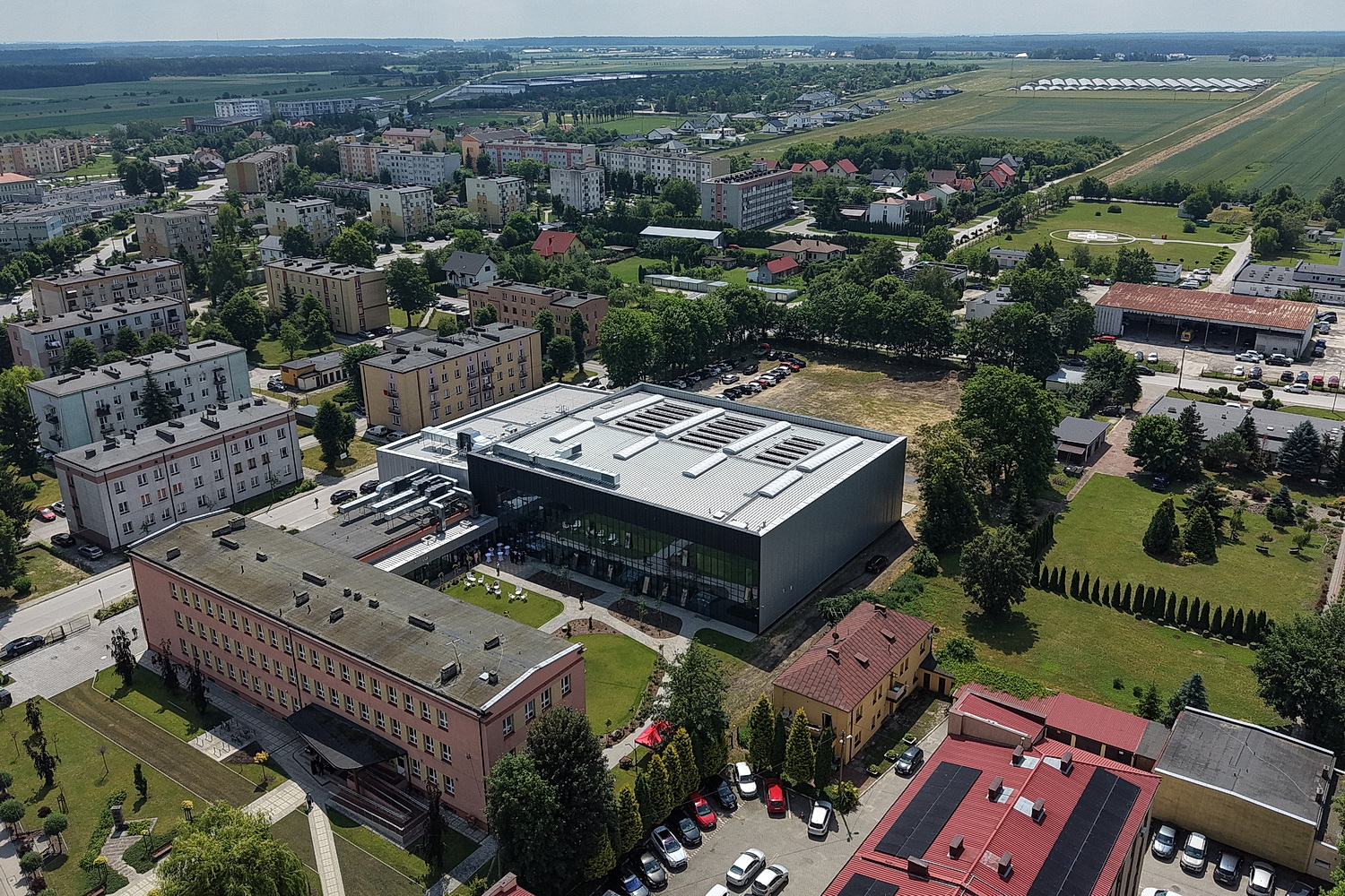 Włoszczowa. Nowa hala sportowa przy I LO
