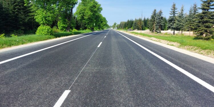 Kolejny odcinek DK73 zostanie wyremontowany - Radio Kielce Kolejny odcinek DK73 zostanie wyremontowany