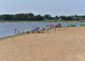 Nie każdy wybiera zatłoczone plaże - Radio Kielce Radoszyce. Zalew Antoniów. / Fot. Magdalena Galas-Klusek - Radio Kielce
