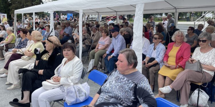 U sandomierskich seniorów radośnie, tanecznie i smacznie