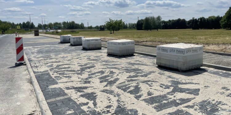Nowe miejsca parkingowe na sandomierskiej Starówce