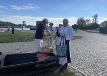 Rozpoczęły się Sandomierskie Wianki Flisackie