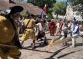 Było bardzo głośno i zaczepnie. Flisacy narozrabiali pod Bramą Opatowską