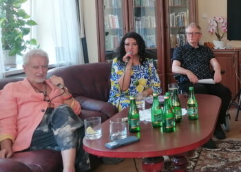 Opera, poezja i światowa moda w Kawiarence Festiwalowej