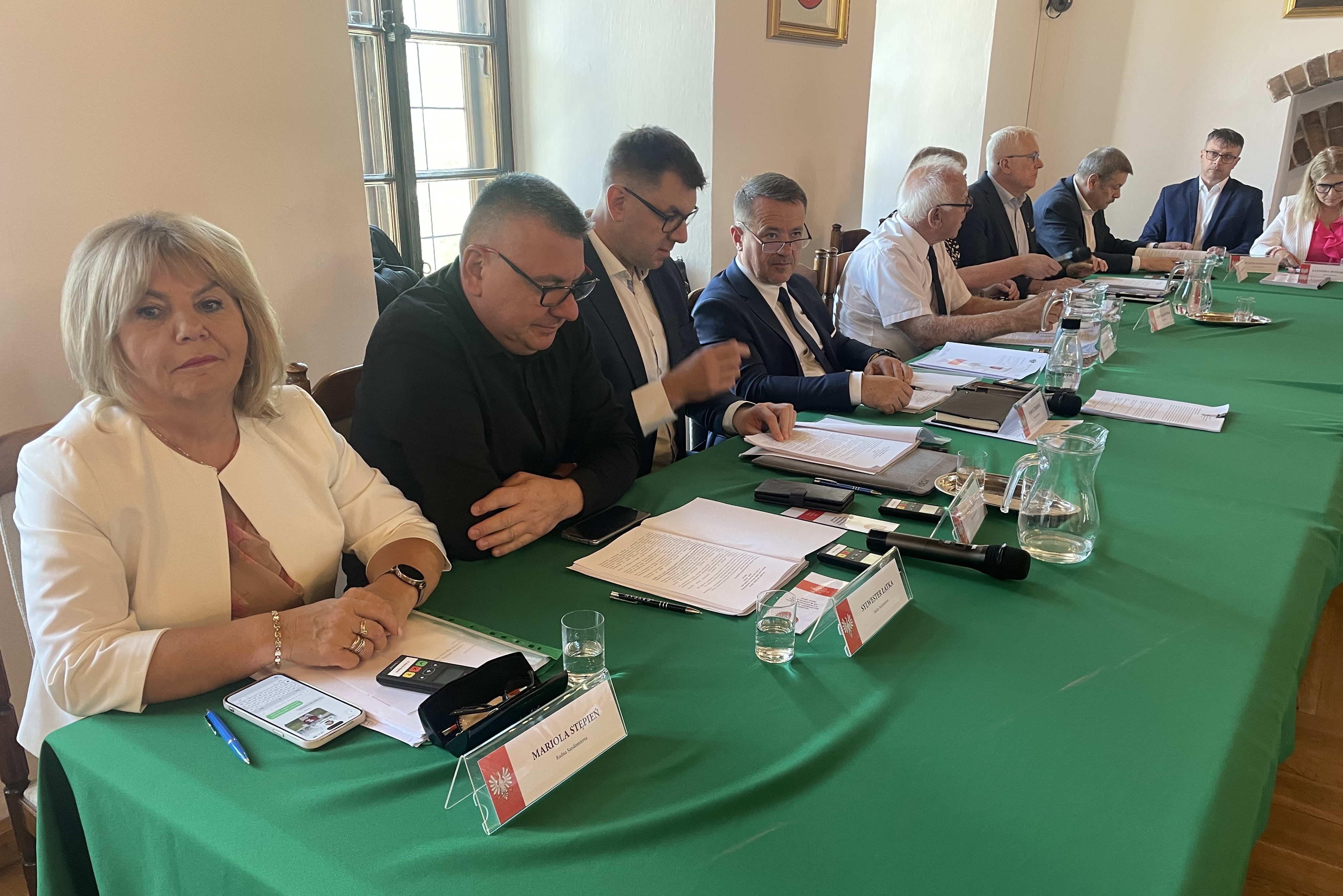Burmistrz z absolutorium i z wotum zaufania