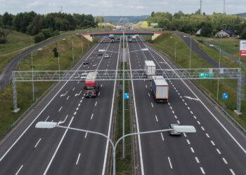 Wszystkich Świętych 2026. Wiadomości drogowe w Radiu Kielce