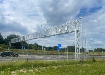 18.06.2026. Na trasie ekspresowej S7 między węzłami Kielce Północ i Barcza uruchomiony został odcinkowy pomiar prędkości / Fot. Jarosław Kubalski - Radio Kielce