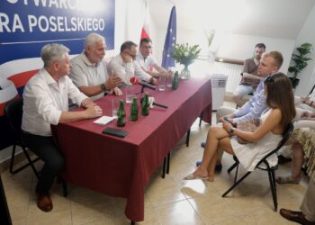 27.06.2026. Busko-Zdrój. Otwarcie biura poselskiego Koalicji Obywatelskiej / Fot. Jarosław Kubalski - Radio Kielce