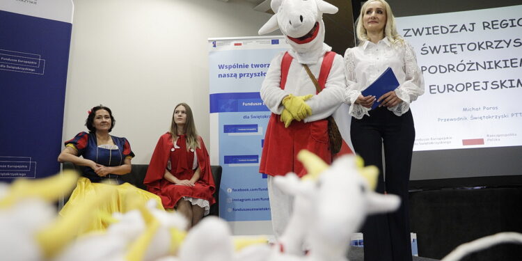 11.06.2026 Kielce. Akcja "Zwiedzaj region ze Świętokrzyskim Podróżnikiem Europejskim" / Fot. Jarosław Kubalski - Radio Kielce