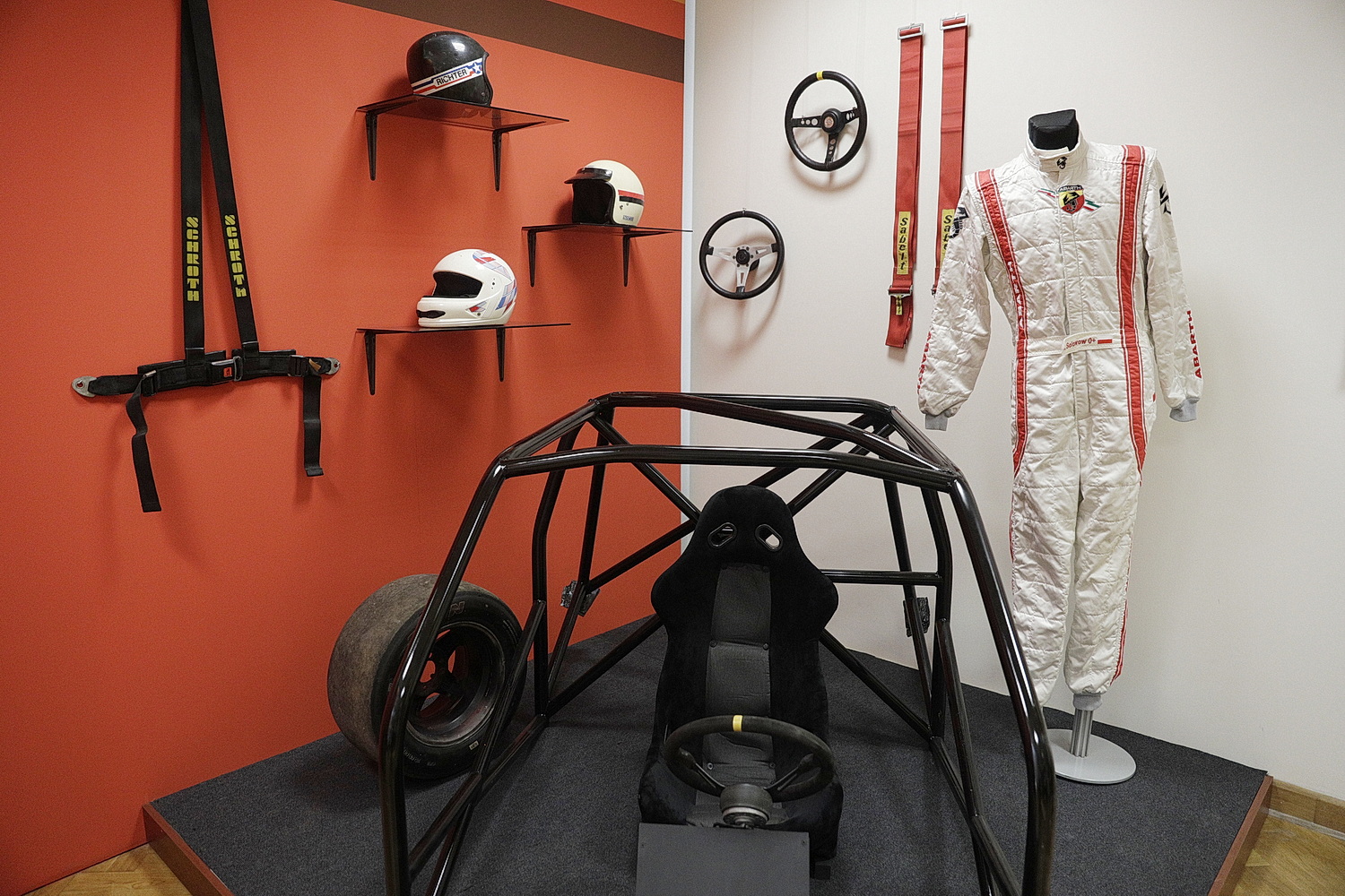 19.06.2026. Kielce. Muzeum Historii Kielc.Wystawa pt. „Historia kieleckiej motoryzacji. 90 lat Automobilklubu Kieleckiego" / Fot. Jarosław Kubalski - Radio Kielce