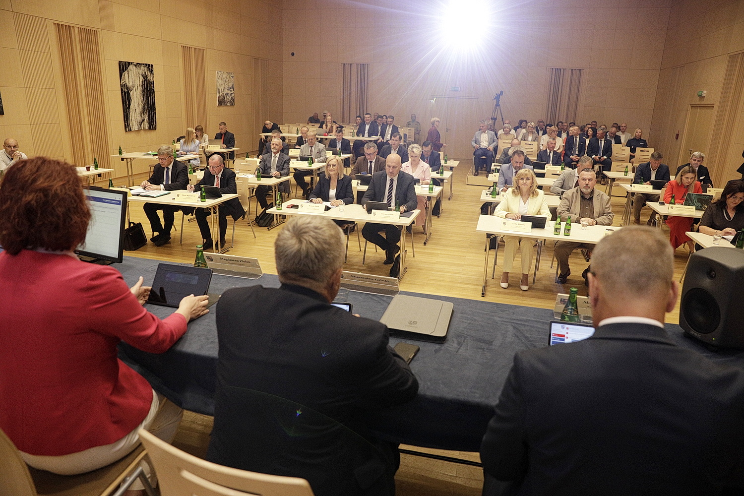 W KO czy w PiS? Radny sejmiku na politycznym rozdrożu