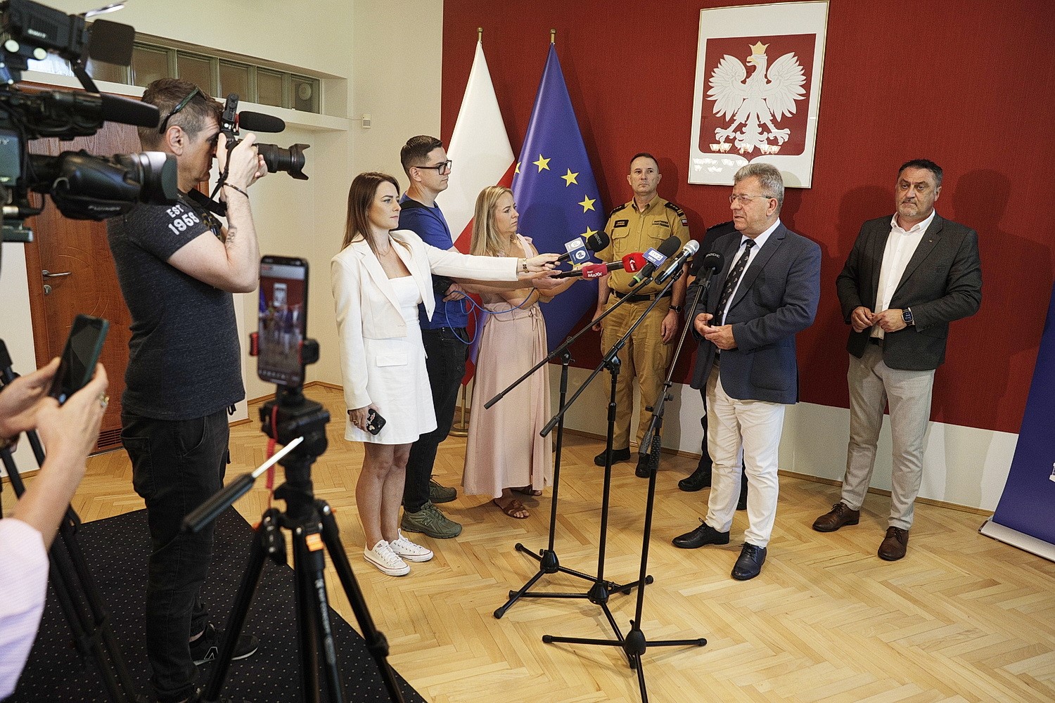 Uczniowie zaczynają wakacje, a służby czuwanie nad ich bezpieczeństwem - Radio Kielce 23.06.2026. Kielce. Konferencja prasowa na temat bezpieczeństwa dzieci podczas wakacyjnego wypoczynku / Fot. Jarosław Kubalski - Radio Kielce