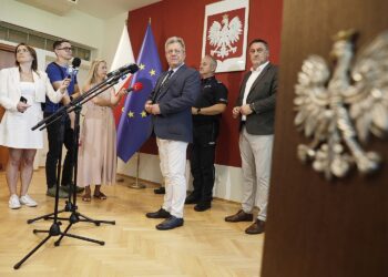 23.06.2026. Kielce. Konferencja prasowa na temat bezpieczeństwa dzieci podczas wakacyjnego wypoczynku / Fot. Jarosław Kubalski - Radio Kielce