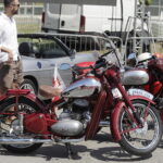 Piekoszów. Piknik motoryzacyjny - Radio Kielce