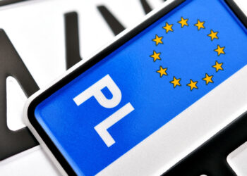 Rewolucja w rejestracji aut. Bez tablic do urzędu
