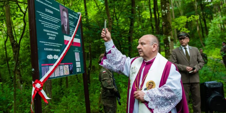 Leśnik Aleksander Latalski będzie patronem polany w Jeziórku