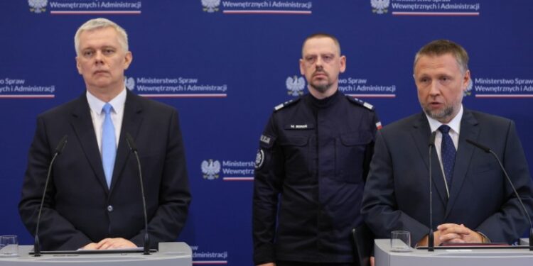 Kierwiński: ujęto podejrzewanego o zabójstwo Rosjanina; Siemoniak: wątek służb będzie badany - Radio Kielce 18.06.2026. Warszawa. Konferencja prasowa / Fot. PAP/Paweł Supernak