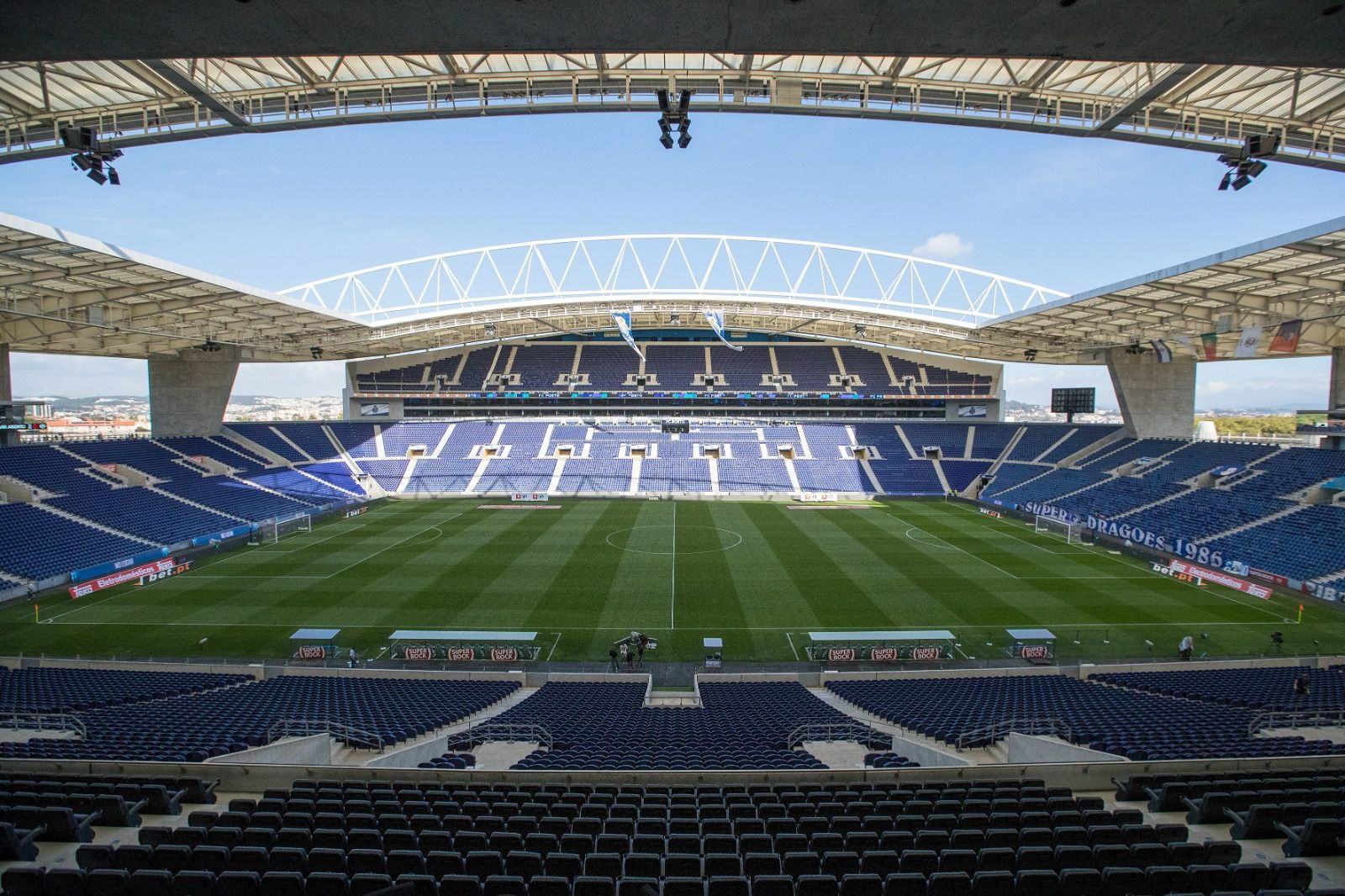 Z Orlika na Stadion -zapisy trwają. Najlepsi pojadą do FC Porto