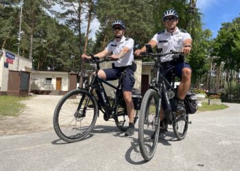 19.06.2026. Sielpia. Zalew. Policjanci na rowerach / Fot. Magdalena Galas-Klusek - Radio Kielce