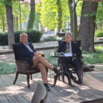 Od skrzypiec do batuty. Serhij Burko gościem kawiarenki festiwalowej - Radio Kielce Od skrzypiec do batuty. Serhij Burko gościem kawiarenki festiwalowej
