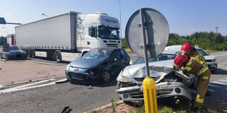 16.07.2026. Skarżysko-Kamienna. Droga krajowa nr 42. Wypadek / Fot. straż pożarna