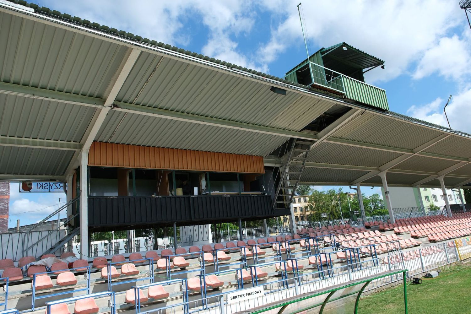 Nowa jakość nagłośnienia na ostrowieckim stadionie