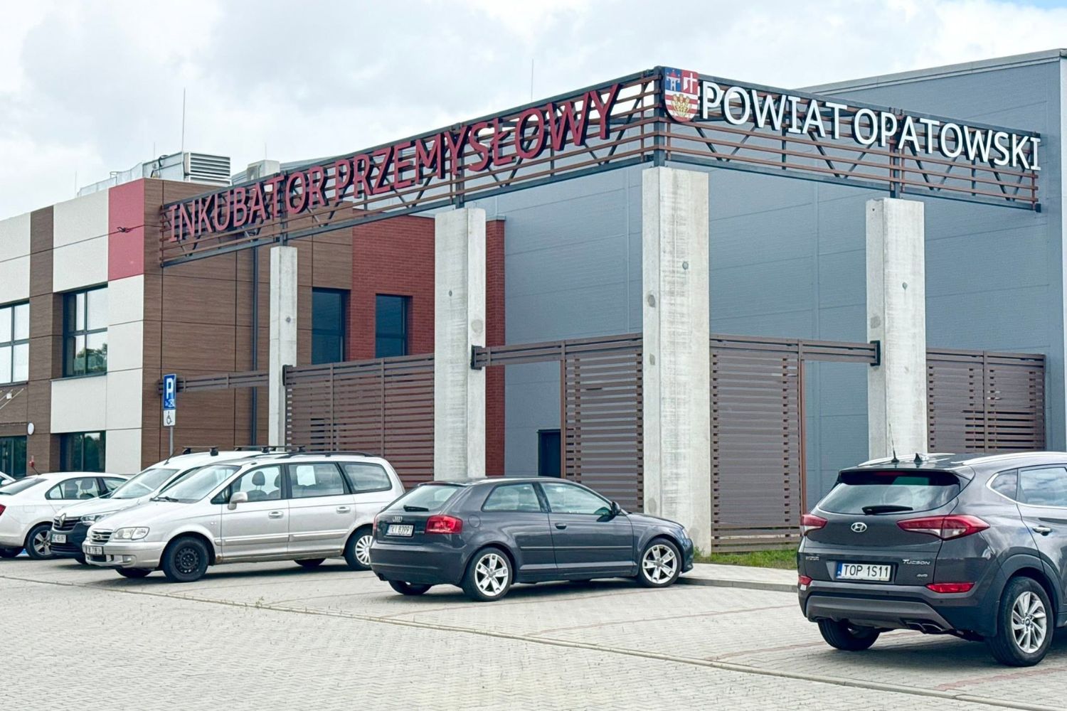 Świętokrzyskie Centrum Przedsiębiorczości Rolniczej we Włostowie/ Fot. Starosta Tomasz Staniek - Facebook