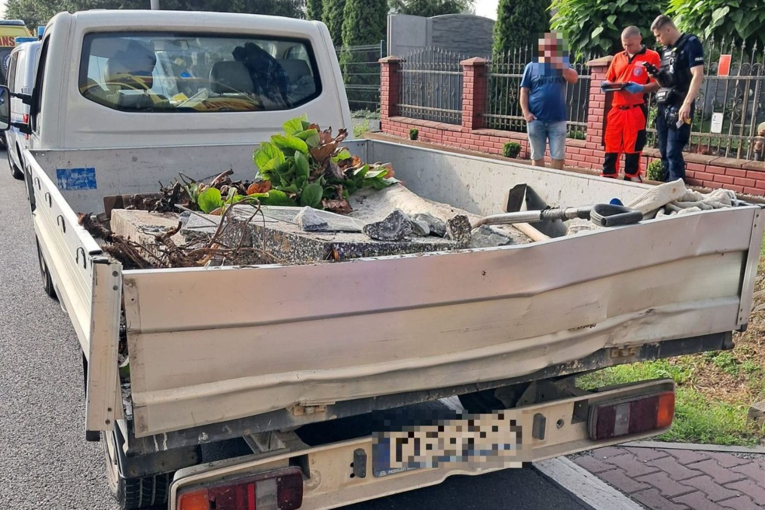 Wypadek w Piaskach. TIR wjechał w osobowe auto - Radio Kielce 14.07.2026. Piaski w powiecie jędrzejowskim. Droga krajowa nr 78. Wypadek / Fot. policja