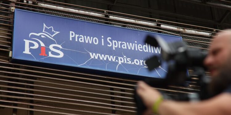 Rozłam w PiS komentują świętokrzyscy politycy