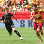 Gol w końcówce przesądził o wyniku - Radio Kielce Gol w końcówce przesądził o wyniku