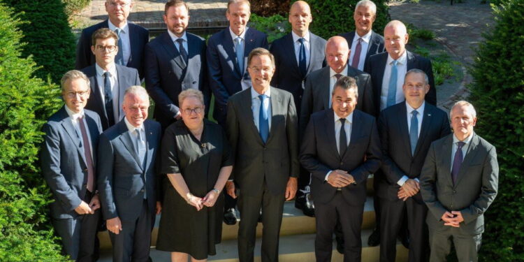 Przedstawiciel zarządu MESKO na spotkaniu z szefem NATO - Radio Kielce Przedstawiciel zarządu MESKO na spotkaniu z szefem NATO