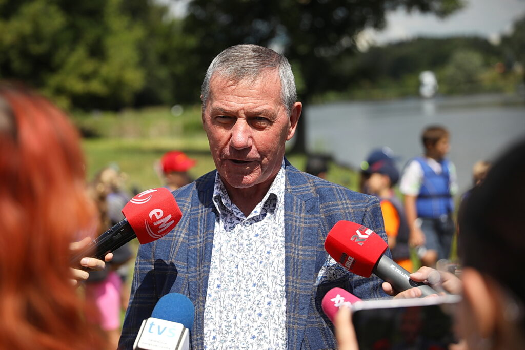 Wodociągi wspomagają młodych żeglarzy