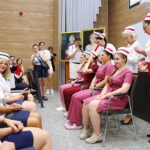 17.07.2026. Kielce. Collegium Medicum UJK. Czepkowanie nowych pielęgniarek i położnych / Fot. Wiktor Taszłow - Radio Kielce