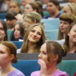 17.07.2026. Kielce. Collegium Medicum UJK. Czepkowanie nowych pielęgniarek i położnych / Fot. Wiktor Taszłow - Radio Kielce