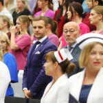 17.07.2026. Kielce. Collegium Medicum UJK. Czepkowanie nowych pielęgniarek i położnych / Fot. Wiktor Taszłow - Radio Kielce