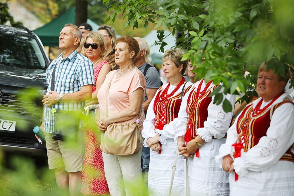 Z dawnych pól i łąk powstał wyjątkowy skansen - Radio Kielce Z dawnych pól i łąk powstał wyjątkowy skansen - Radio Kielce