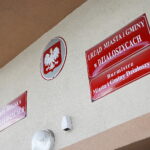 Mieszkańcy Działoszyc przy urnach - Radio Kielce Mieszkańcy Działoszyc przy urnach