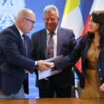 20.07.2026. Kielce. Świętokrzyski Urząd Wojewódzki. 12 świętokrzyskich samorządów otrzymało dofinansowanie z programu „Aktywni Seniorzy – ASY” / Fot. Wiktor Taszłow - Radio Kielce