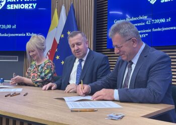 Świętokrzyskie kluby i domy seniora ze wsparciem
