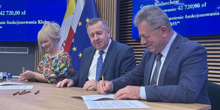 Świętokrzyskie kluby i domy seniora ze wsparciem