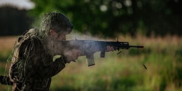 Więcej pieniędzy dla żołnierzy niezawodowych