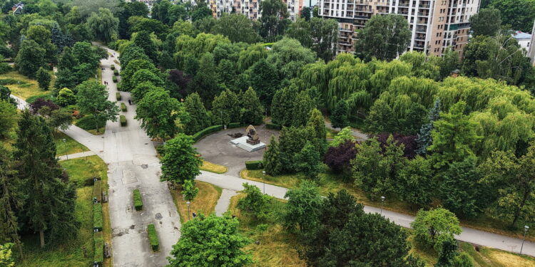 Pomnik Ofiar Rzezi Wołyńskiej nie stanie na Skwerze Szarych Szeregów w Kielcach - Radio Kielce Pomnik Ofiar Rzezi Wołyńskiej nie stanie na Skwerze Szarych Szeregów w Kielcach