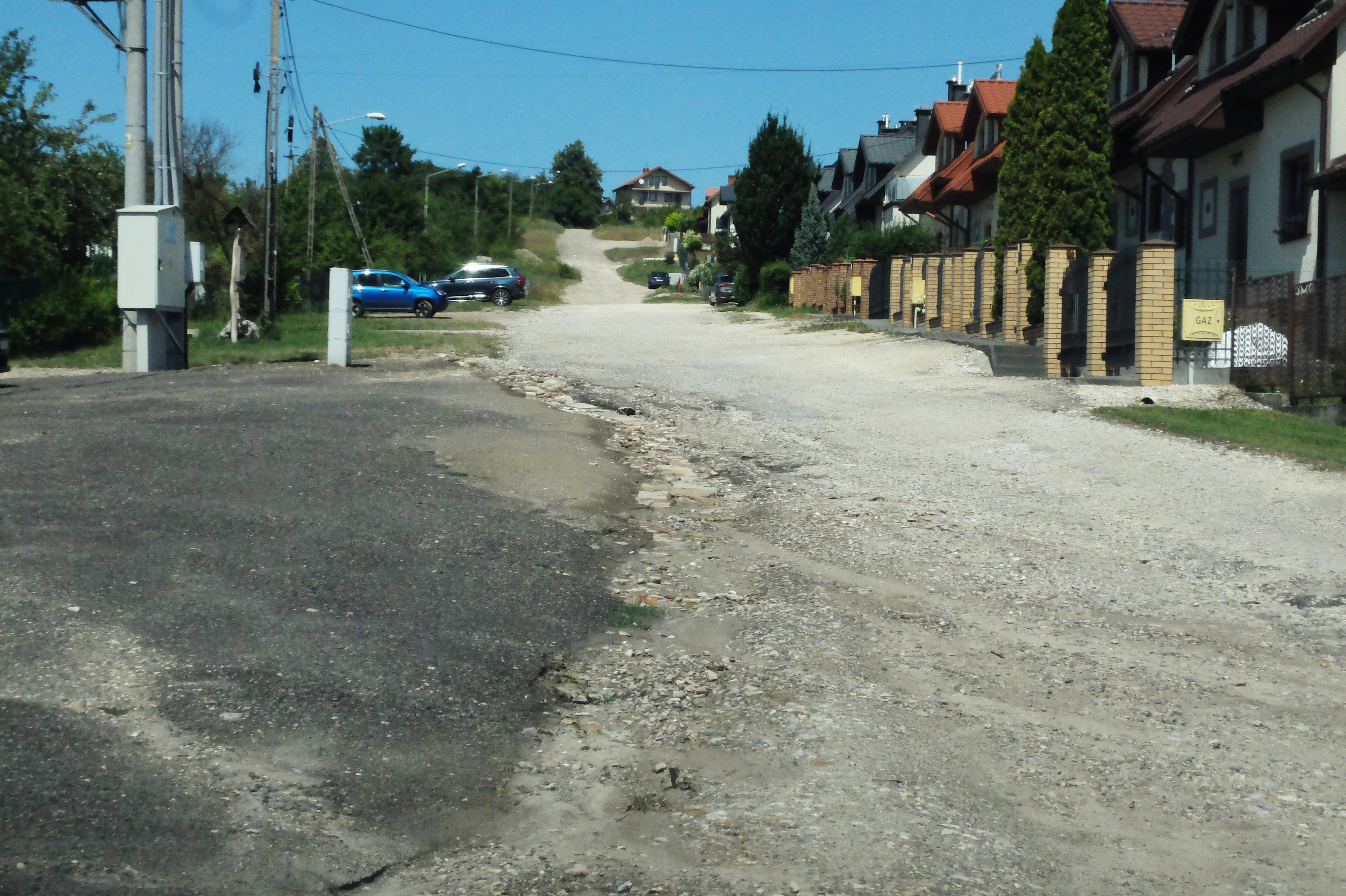 Fotorelacja z ulic przeznaczonych do remontu. Czy starczy pieniędzy?