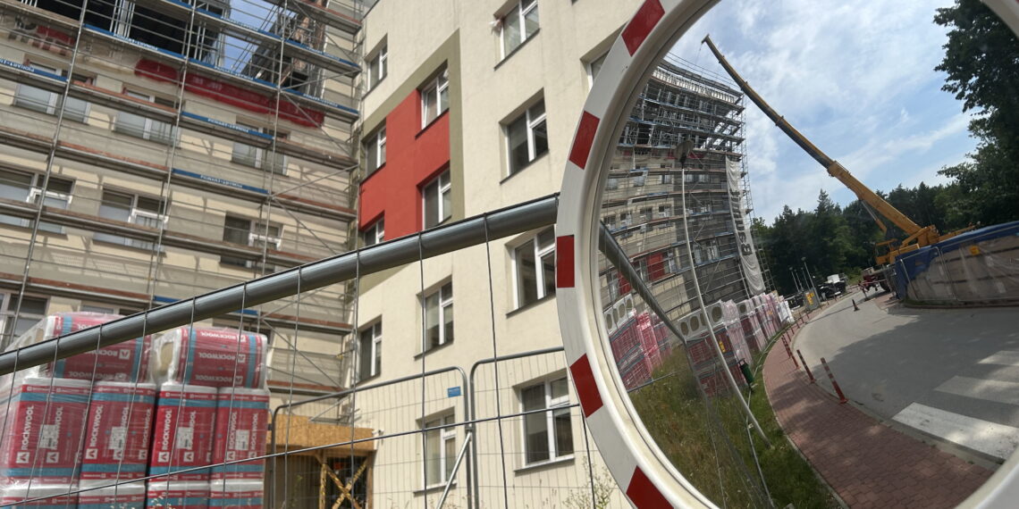 Świętokrzyski szpital inwestuje, żeby chronić pacjentów przed rakiem