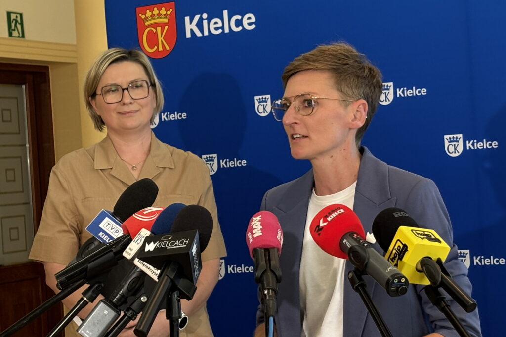 Komunikacyjna rewolucja. Kto zgarnie 960 mln zł za transport mieszkańców? - Radio Kielce Komunikacyjna rewolucja. Kto zgarnie 960 mln zł za transport mieszkańców? - Radio Kielce